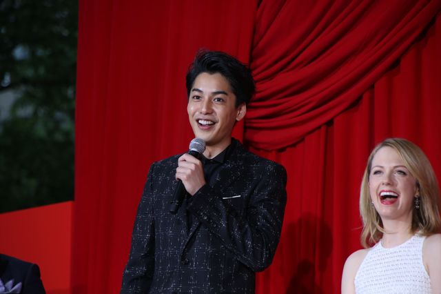 綾瀬はるか、斎藤工、水原希子、間宮祥太朗らがドレスアップしてリムジンで登場！映画『高台家の人々』レセプションパーティーフォトギャラリー（43枚目）