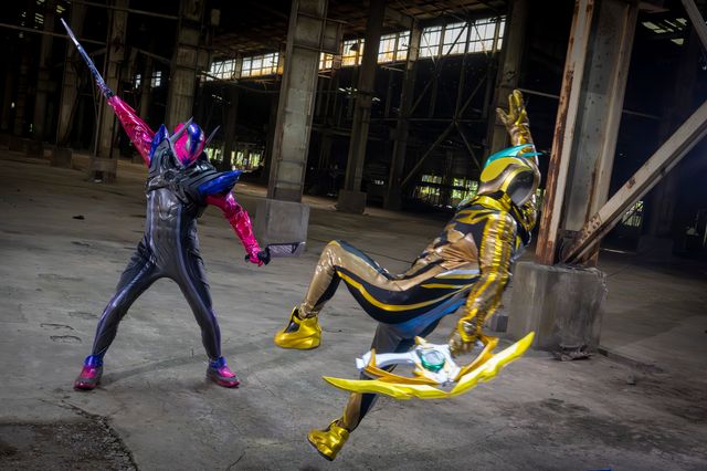 ゼッツを襲う謎の仮面ライダー!