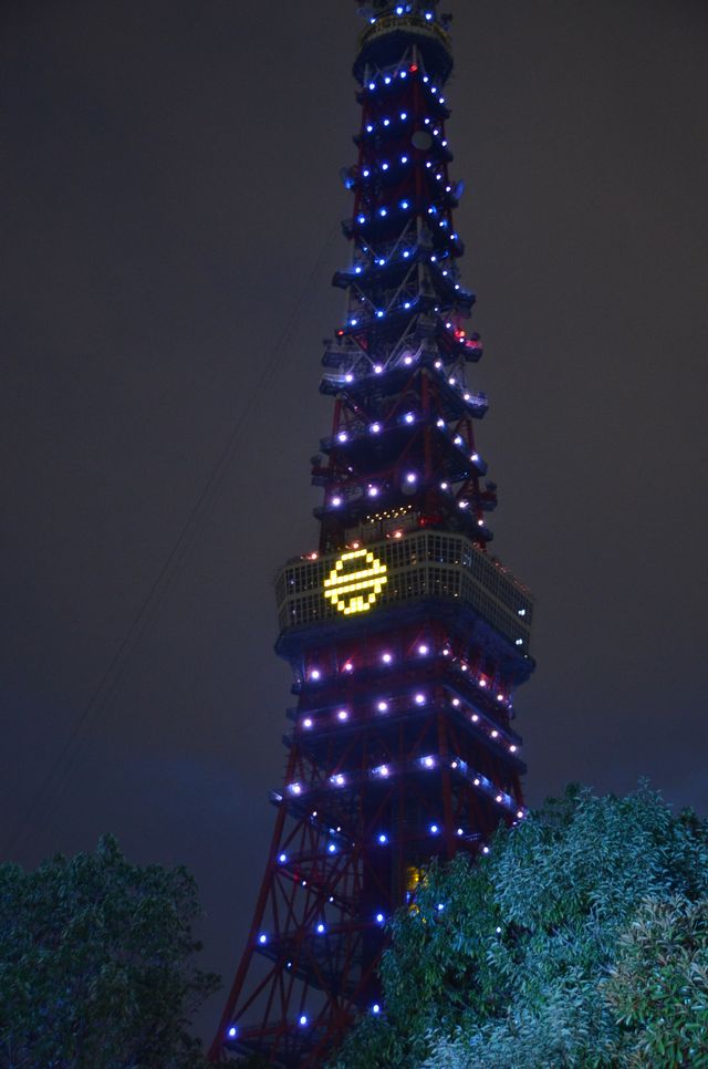 東京タワーが「ドラえもん」カラーに！フォトギャラリー：フォトギャラリー