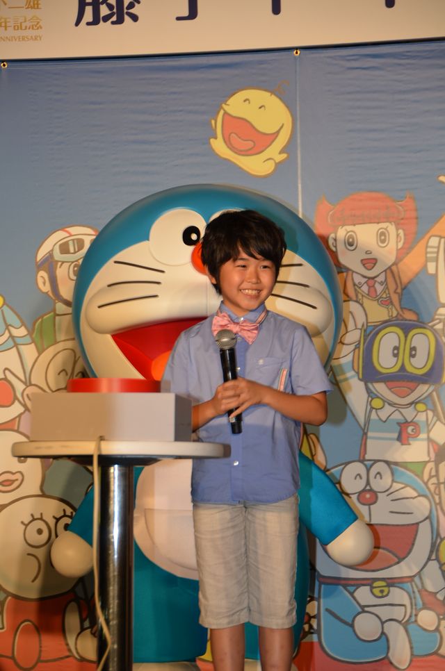 東京タワーが「ドラえもん」カラーに！フォトギャラリー（3枚目）