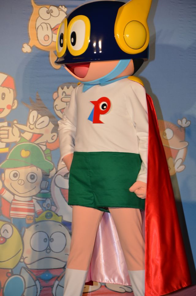 東京タワーが「ドラえもん」カラーに！フォトギャラリー（8枚目）