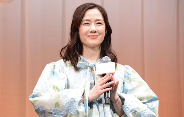 笑福亭鶴瓶、原田知世、上白石萌音、重岡大毅が登壇！『35年目のラブレター』試写会（4枚目）