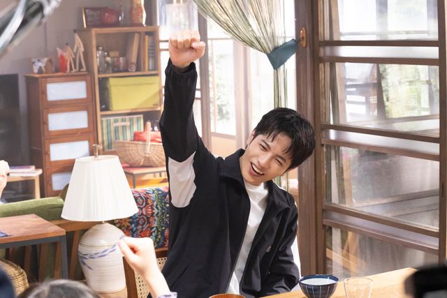 草なぎ剛が友情出演！香取慎吾主演「日本一の最低男」涙の初回＜場面写真＞（13枚目）