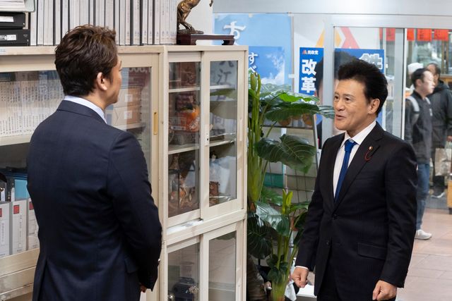 草なぎ剛が友情出演！香取慎吾主演「日本一の最低男」涙の初回＜場面写真＞（25枚目）