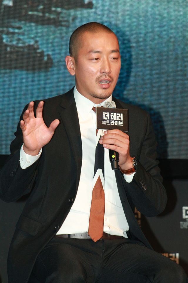 ハ・ジョンウ、丸刈り姿で「久しぶりに標準語、非常にうれしかった」＜韓国JPICTURES＞（3枚目）