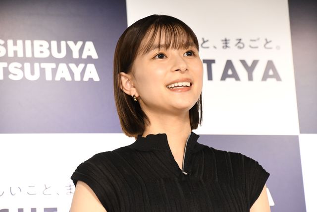 芳根京子、デビュー10周年写真集は「120点です」（5枚目）