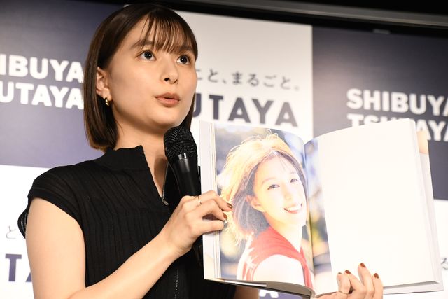 芳根京子、デビュー10周年写真集は「120点です」（20枚目）