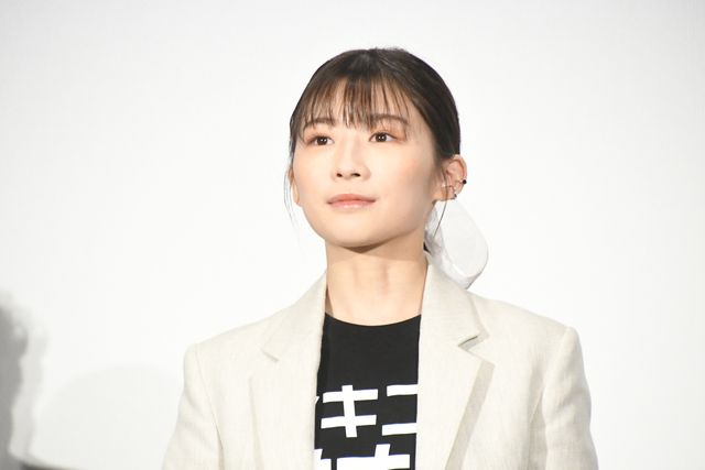 中村倫也、伊藤沙莉、日村勇紀、柄本時生が笑顔で登壇！映画『宇宙人のあいつ』公開記念舞台あいさつ（9枚目）