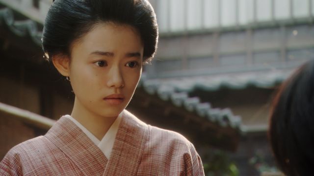 千代は一平のただならぬ雰囲気を察して…「おちょやん」第65回（3枚目）