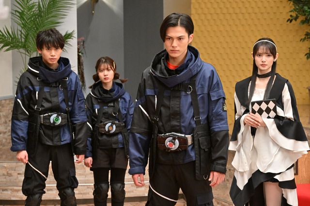 英寿＆ジーンのW変身！「仮面ライダーギーツ」第23話「乖離T：いざ！推しのためなら」（3枚目）