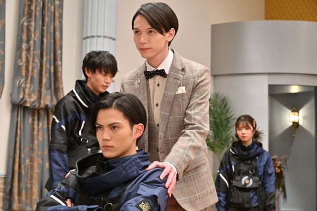 英寿＆ジーンのW変身！「仮面ライダーギーツ」第23話「乖離T：いざ！推しのためなら」（4枚目）
