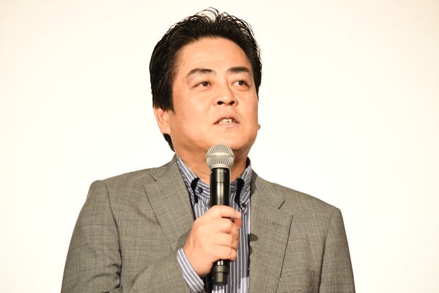 倉科カナ、市原隼人と“あいあい傘”　映画PRイベントで（15枚目）