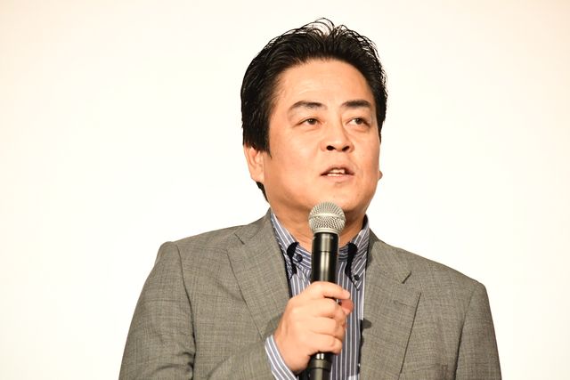 倉科カナ、市原隼人と“あいあい傘”　映画PRイベントで（16枚目）