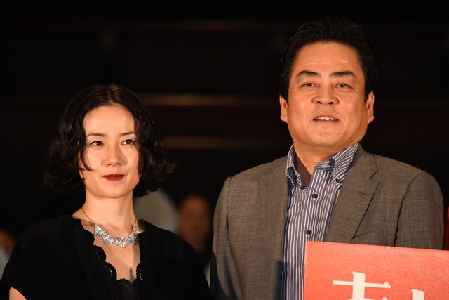 倉科カナ、市原隼人と“あいあい傘”　映画PRイベントで（24枚目）