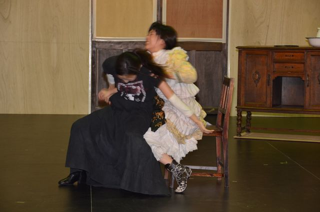 高畑充希、流血覚悟のヘレン役に、アミノ酸と筋トレでのぞむ　画像ギャラリー：フォトギャラリー