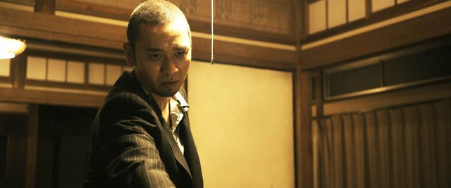 北原里英、橋本マナミが男たちを悩殺!?『任侠野郎』場面写真を一挙公開！（2枚目）