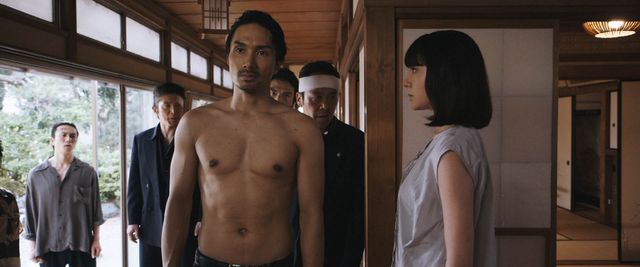 北原里英、橋本マナミが男たちを悩殺!?『任侠野郎』場面写真を一挙公開！（4枚目）