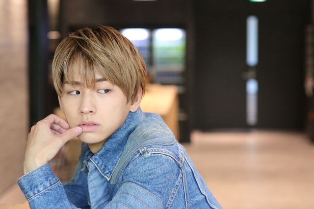 溢れる魅力…！映画『星空のむこうの国』佐藤友祐インタビューカット（13枚目）