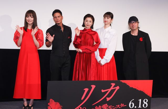 高岡早紀、内田理央、佐々木希が赤の衣装で競演！『リカ　～自称28歳の純愛モンスター～』公開直前イベント：フォトギャラリー