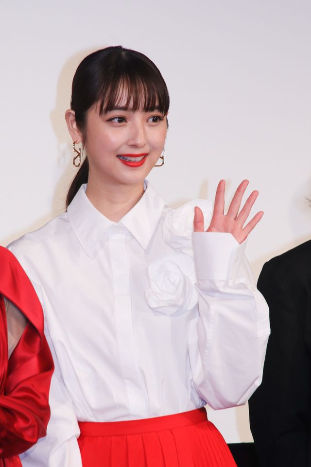 高岡早紀、内田理央、佐々木希が赤の衣装で競演！『リカ　～自称28歳の純愛モンスター～』公開直前イベント（9枚目）