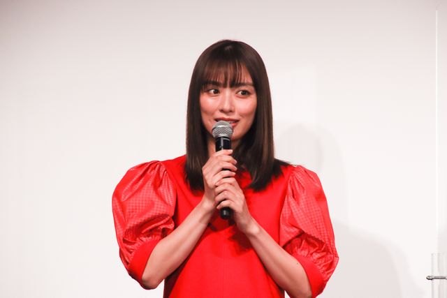 高岡早紀、内田理央、佐々木希が赤の衣装で競演！『リカ　～自称28歳の純愛モンスター～』公開直前イベント（17枚目）
