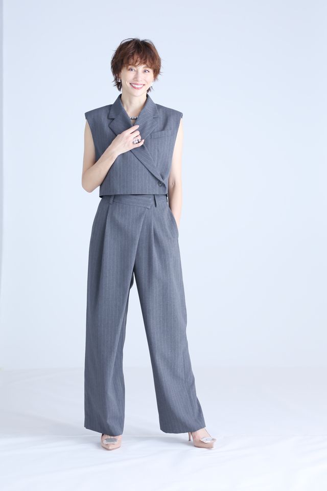 米倉涼子、圧巻の美…！『劇場版ドクターX』インタビュー撮り下ろしカット（6枚目）