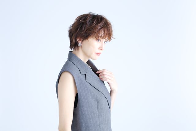 米倉涼子、圧巻の美…！『劇場版ドクターX』インタビュー撮り下ろしカット（10枚目）