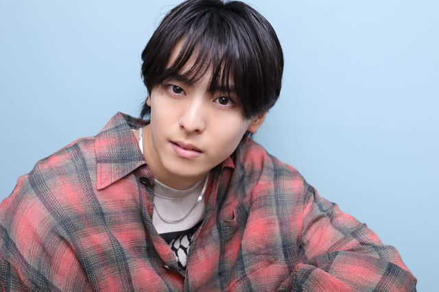 高野洸、撮りおろしインタビューカット＜15枚＞（15枚目）