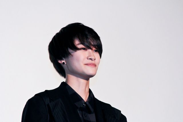 吉田凜音＆久間田琳加、仲良し双子コーデが可愛すぎ！『ヌヌ子の聖★戦』の初日舞台あいさつ（5枚目）