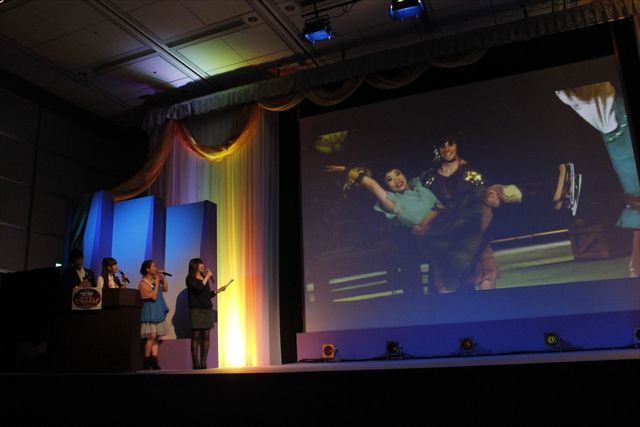 しょこたん、一人でリンクへ…ディズニー・オン・アイス開催会見フォトギャラリー（14枚目）