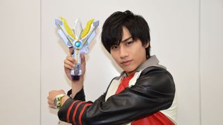 寺坂頼我、史上初ウルトラマン＆プリキュア変身の快挙　「マナカケンゴォ」がトレンド入り