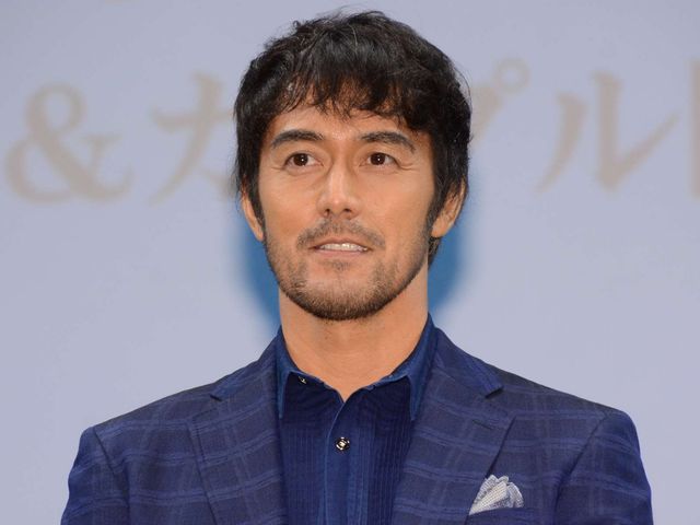 ハートを持つ阿部寛と天海祐希！『恋妻家宮本』夫婦＆カップル限定試写会ギャラリー（7枚目）