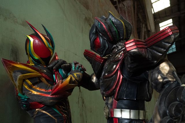 ゼロを失った莫に小鷹は…「仮面ライダーゼッツ」第42話場面カット（5枚目）