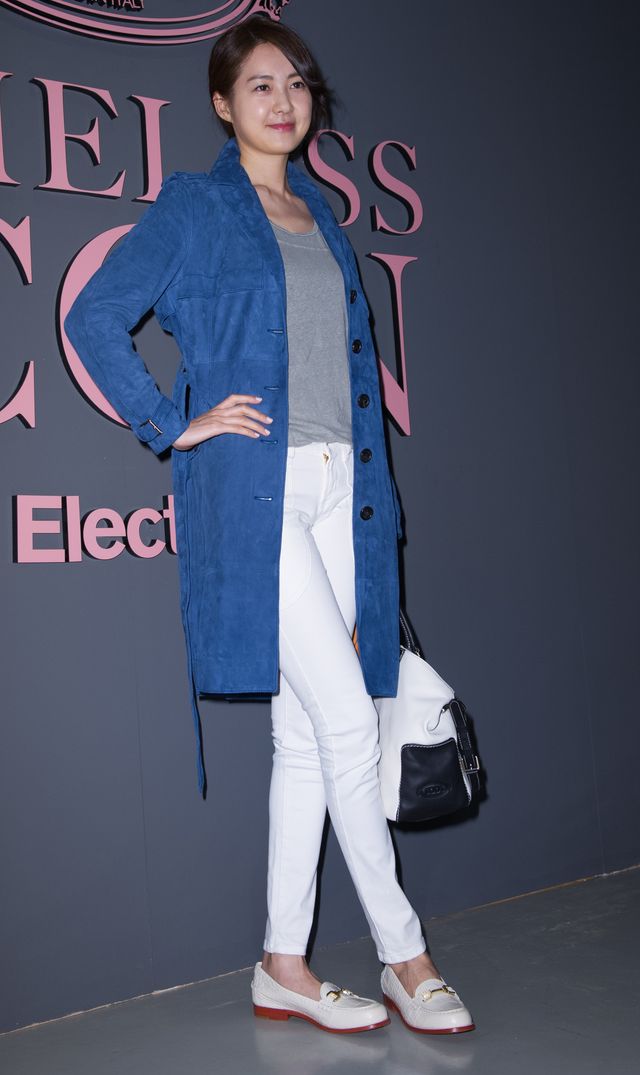 故ダイアナ妃の写真展が開催！2AMスロン、オープニングセレモニーに参加＜韓国JPICTURES＞（9枚目）