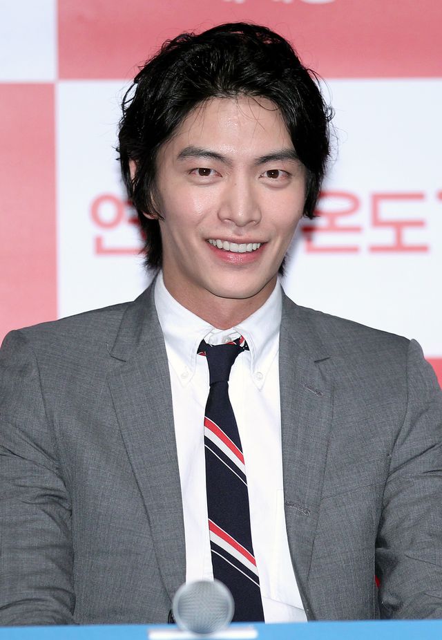 イ・ミンギ、初めて好きになった芸能人はキム・ミニ!もっとラブシーンが撮りたかったと不服?<韓国JPICTURES>:フォトギャラリー