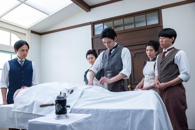 【画像9枚】朝ドラ「風、薫る」園部（野添義弘）の容体は…第33回場面写真（2枚目）