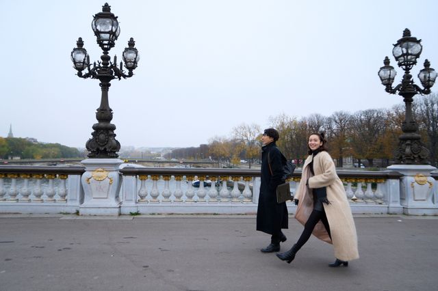 長尾謙杜がカメラ目線！『岸辺露伴　ルーヴルへ行く』メイキング＆オフショット15点（6枚目）