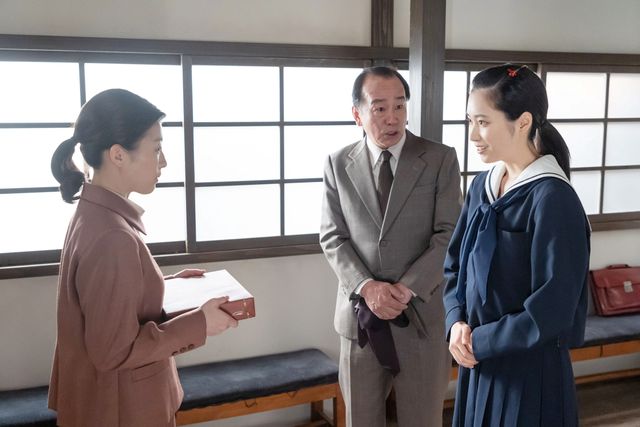 玉（羽瀬川なぎ）の目に涙が…「虎に翼」第83回の場面写真（4枚目）