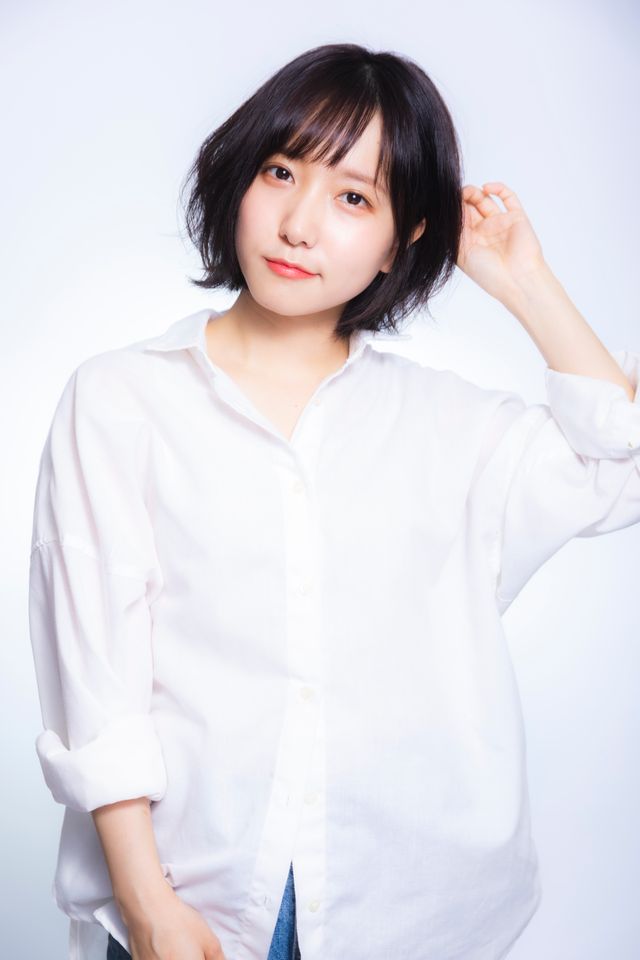 吉岡里帆に激似！話題の美女・橘ひと美（6枚目）