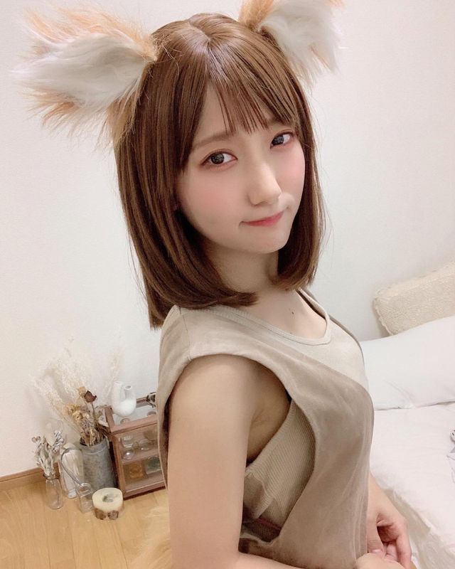吉岡里帆に激似！話題の美女・橘ひと美（7枚目）
