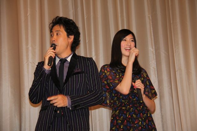 『グッモーエビアン!』の大ヒット御礼舞台あいさつ（3枚目）