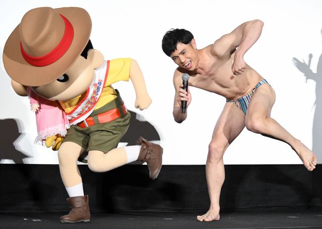 そんなの関係ねぇ！しんちゃん＆小島よしお『映画クレヨンしんちゃん　新婚旅行ハリケーン　～失われたひろし～』公開記念舞台あいさつ（25枚目）