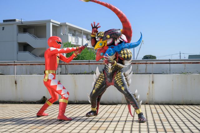 アバレキラー・仲代先生、記憶を無くして復活…『アバレンジャー20th』新場面写真（8枚目）