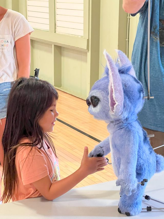 実写版『リロ＆スティッチ』の舞台裏（パペットのスティッチ）（11枚目）