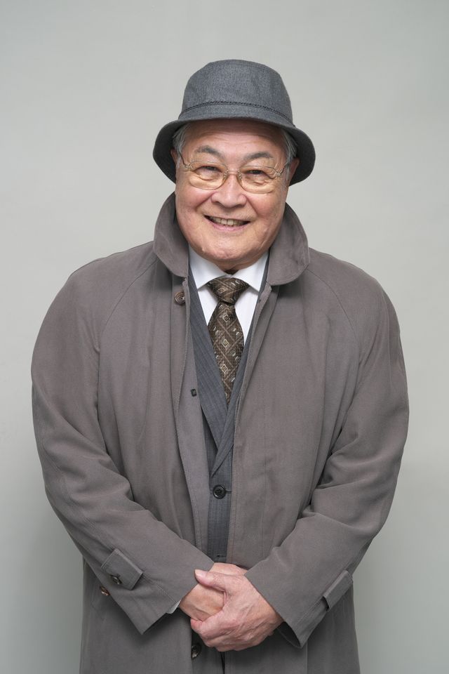 踊る