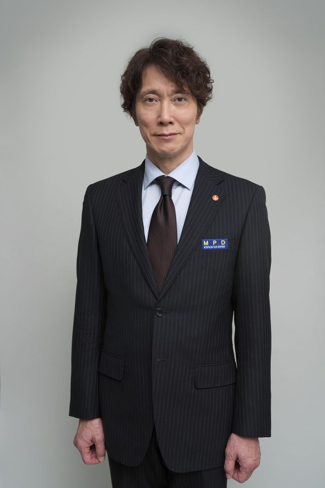 踊る