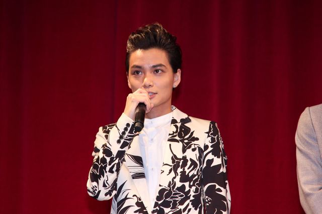 松坂桃李、戸田恵梨香、菜々緒、窪田正孝ら豪華キャストが集結！『エイプリルフールズ』完成披露舞台あいさつフォトギャラリー（12枚目）