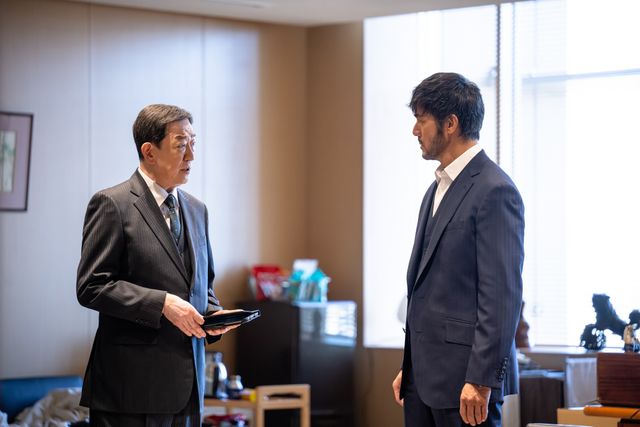 「VIVANT」野崎の前に現れた衝撃の人物！第16話場面写真（ネタバレあり）（3枚目）