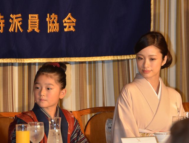 新妻・上戸彩、艶やかな着物姿…フォトギャラリー（3枚目）