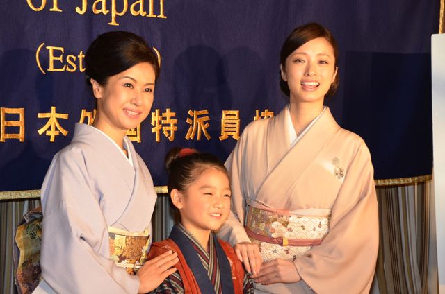 新妻・上戸彩、艶やかな着物姿…フォトギャラリー（9枚目）